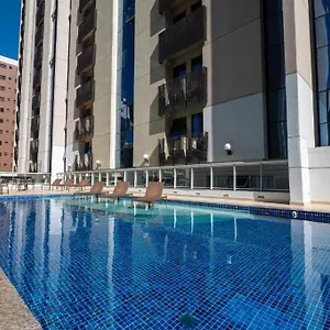4* Hotel De Luxo